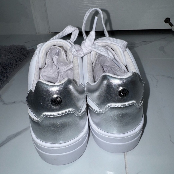 Nine West Nine West Women's Gator Platform Casual Lace-Up Sneakers - Picture 6 of 6